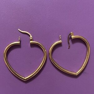 14K yellow gold heart shaped earrings